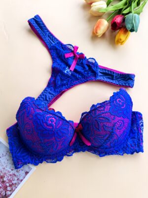 Conjunto de lencería de encaje de alta calidad estilo francés, romántico y , para mujer, con sujetador push-up con escote en V profundo y tanga cómodo